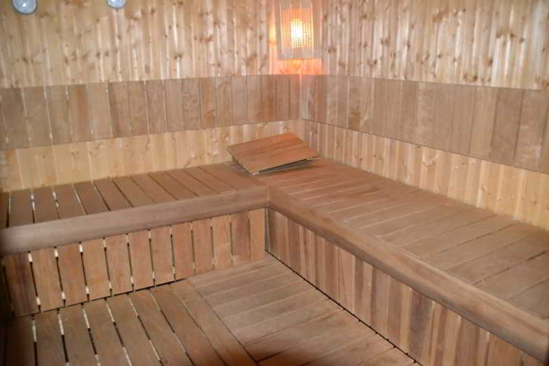 Hotel Vila Aeroport Ринас Экстерьер фото
