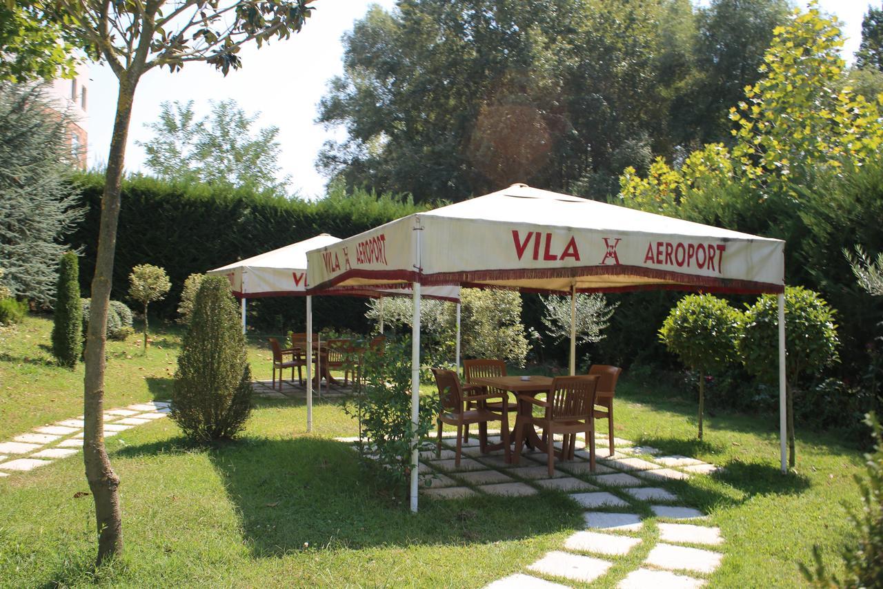 Hotel Vila Aeroport Ринас Экстерьер фото