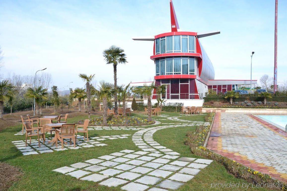 Hotel Vila Aeroport Ринас Экстерьер фото